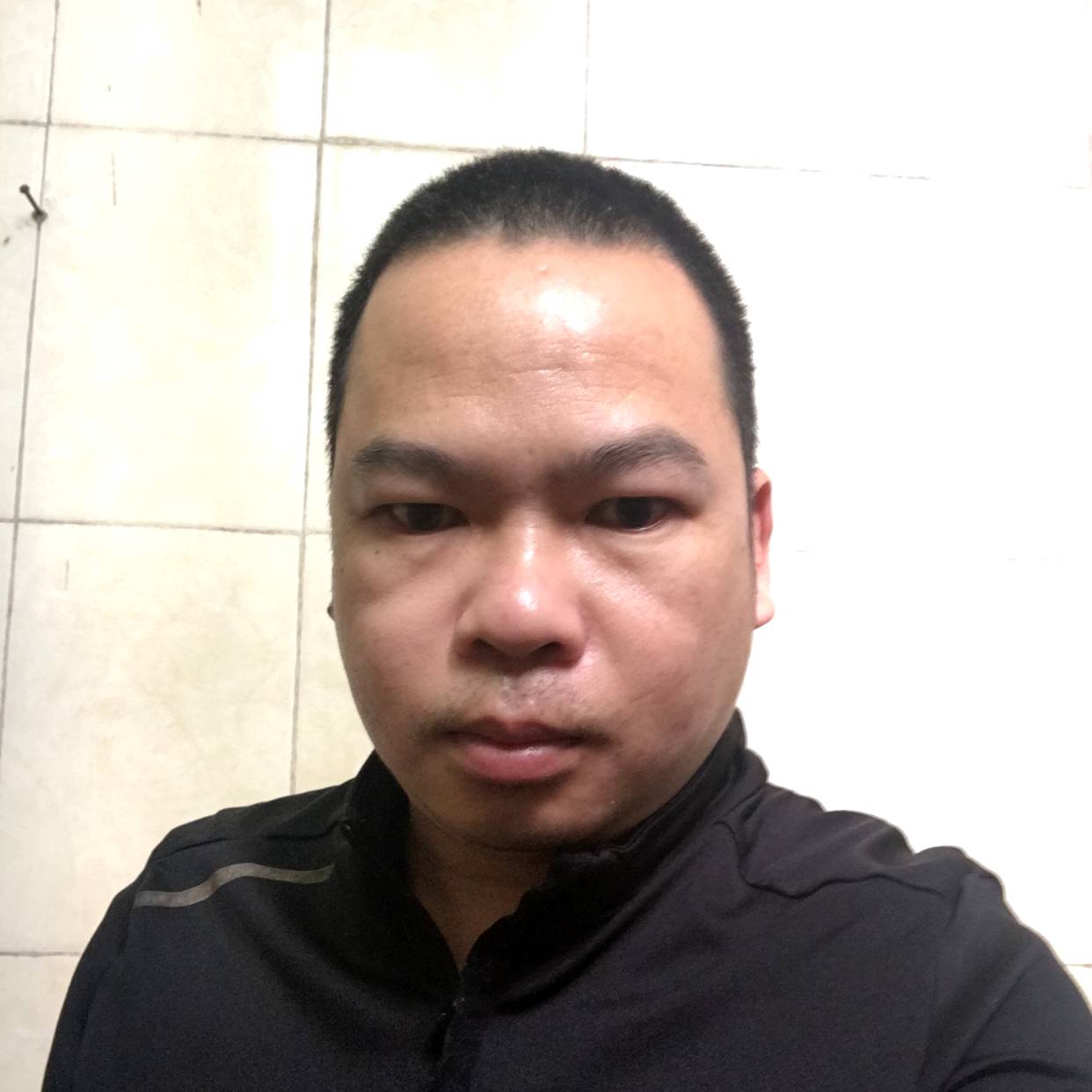 余生多指教、的照片