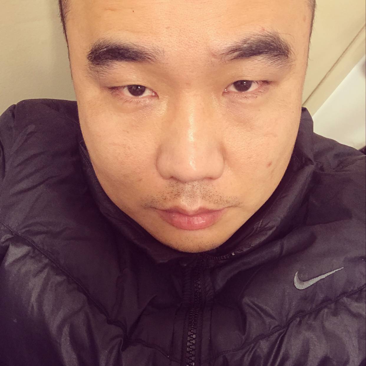 蟒蛇出洞的照片