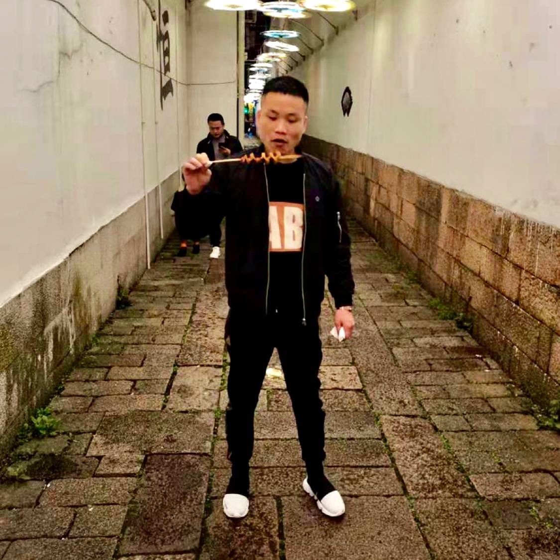 爱笑凝眸晨阳的照片