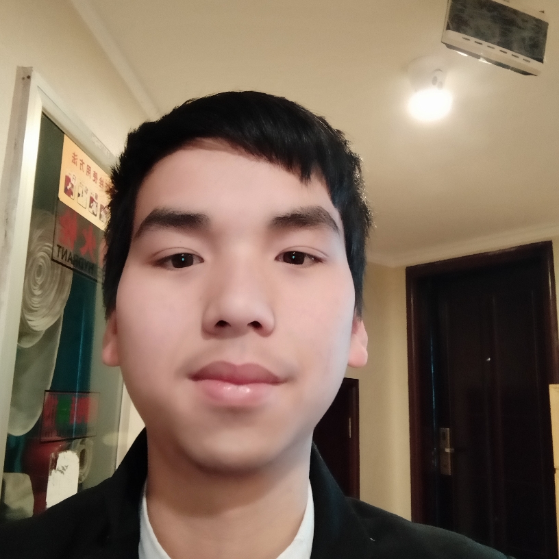 闪闪电灯胆的照片