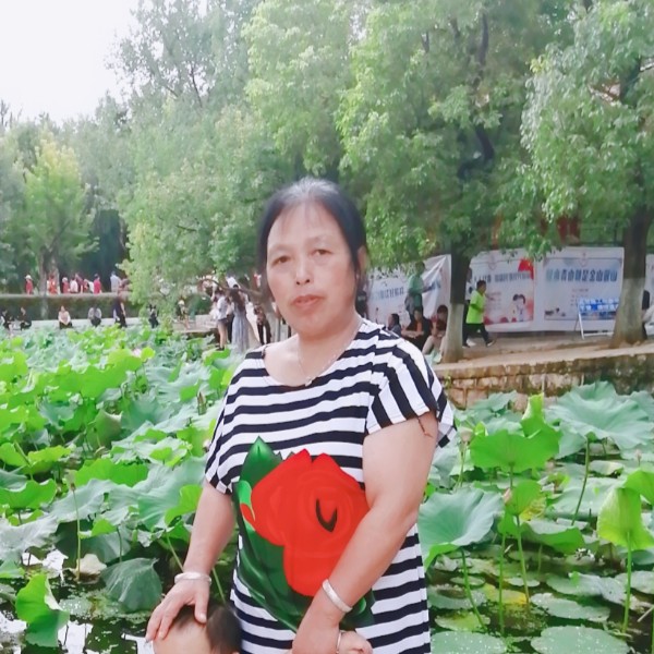 俊秀还洛尘的照片