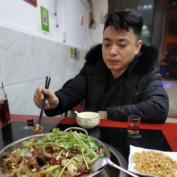 黑米有零碎的照片