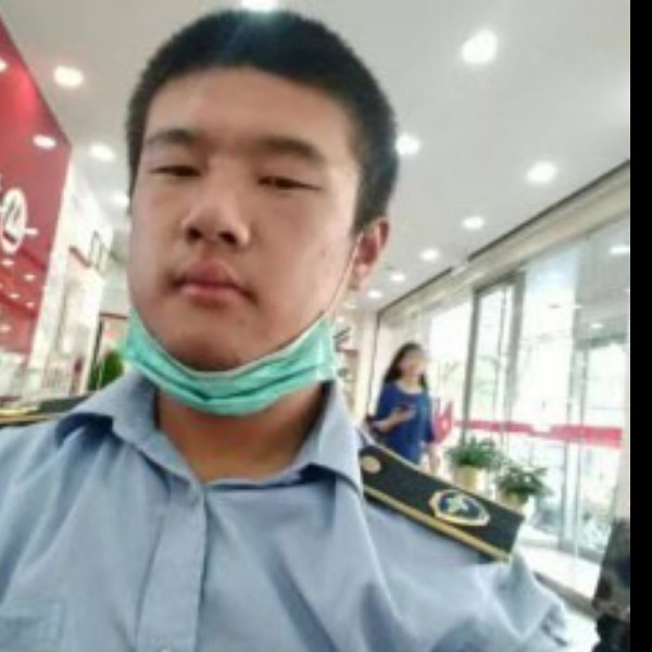 王佳雄的照片