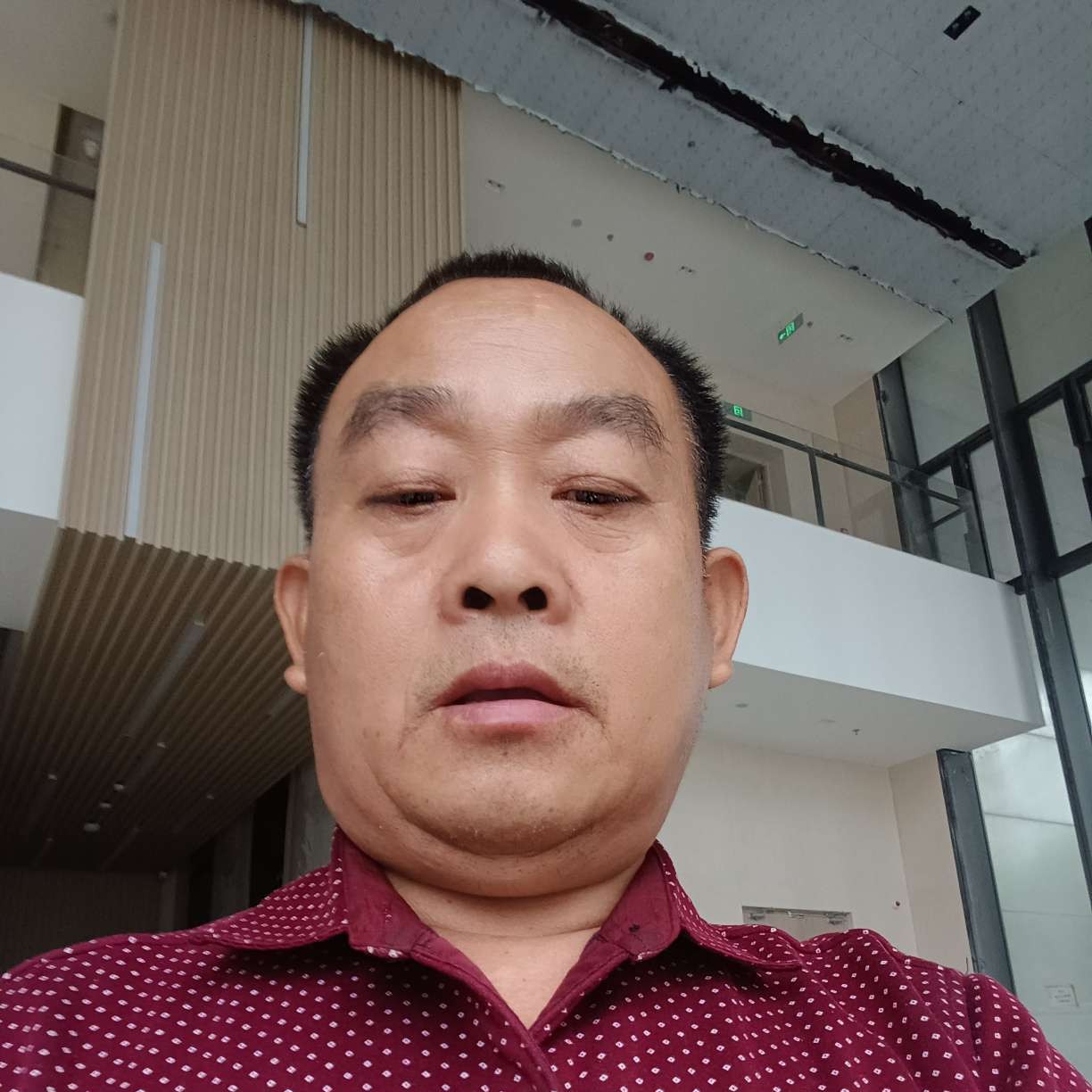 怕孤单等于美女的照片