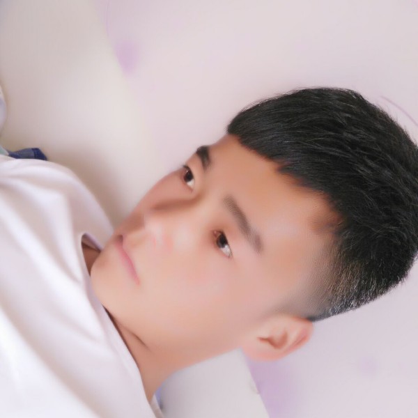 冰淇淋浅吻坦率的照片