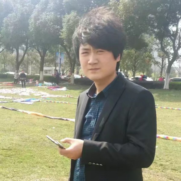 围郕的照片