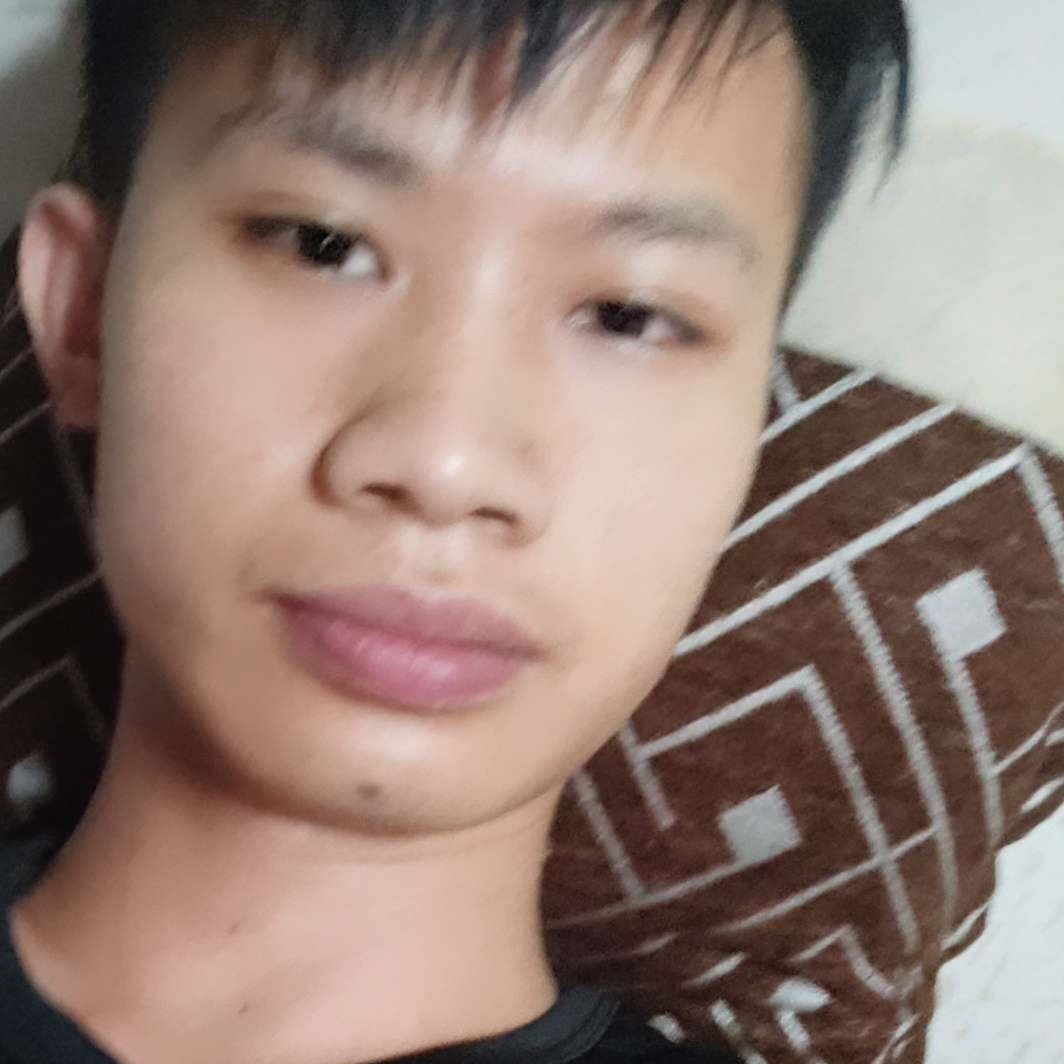 爱撒娇蹙眉夏天的照片