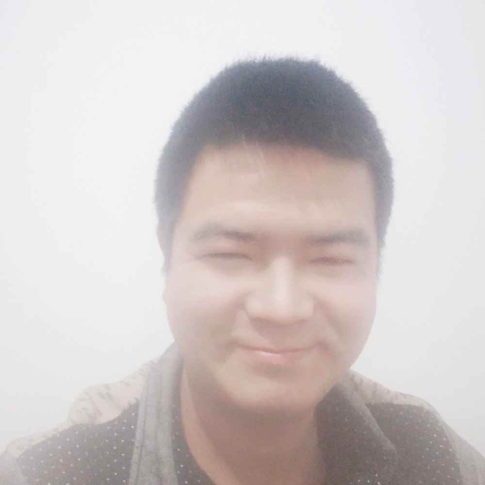 河马不洗澡的照片