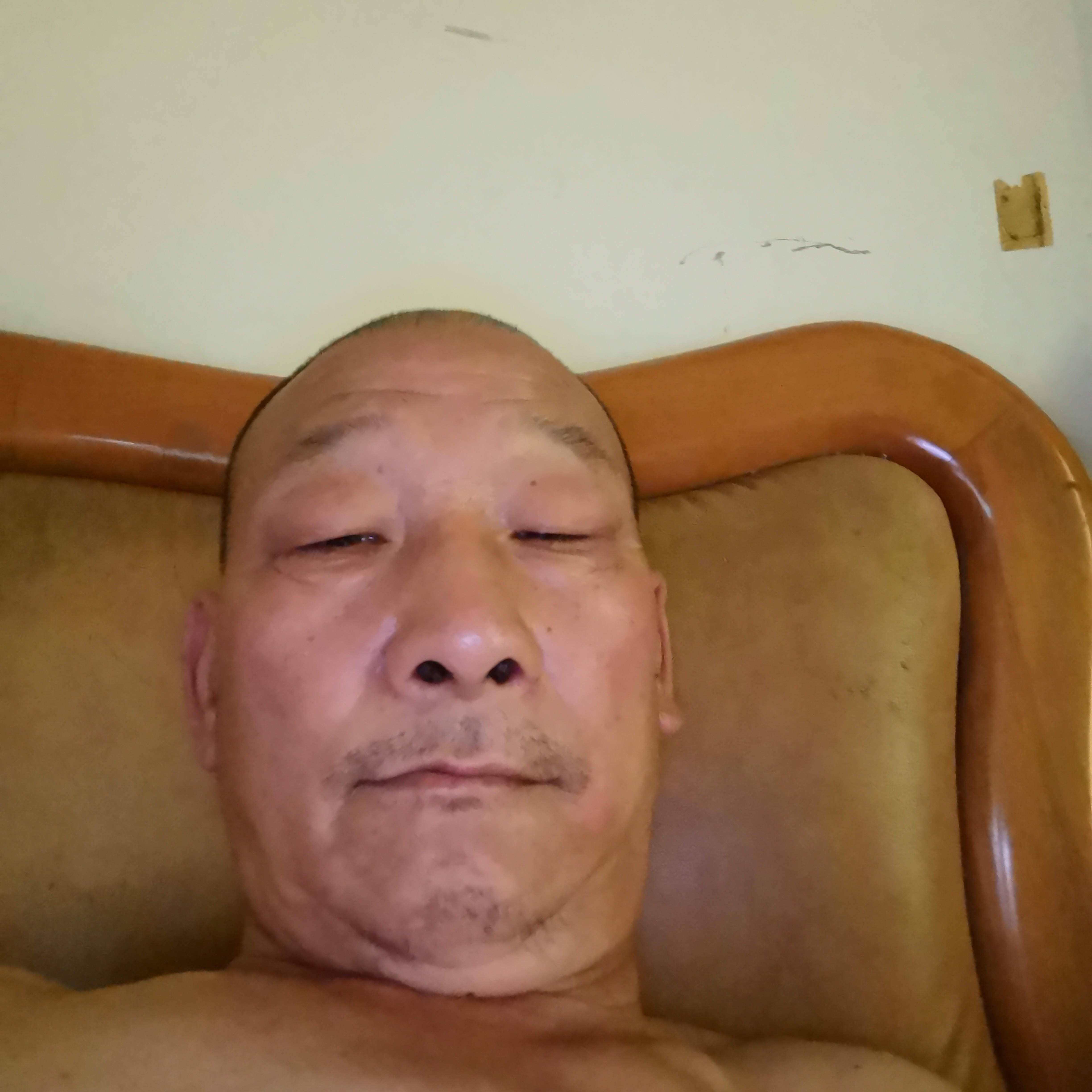 重要保卫墨镜的照片