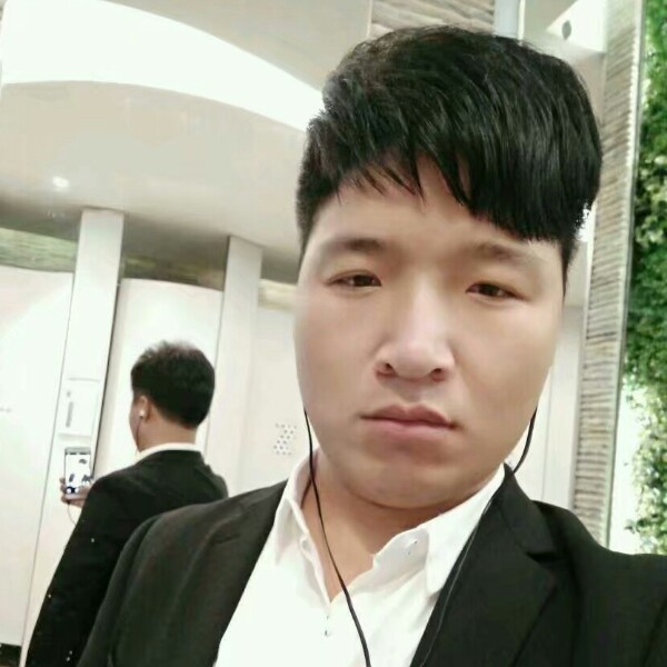 赵略的照片