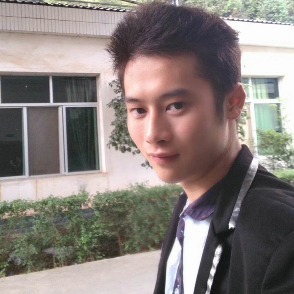 夕阳爱恋俭朴的照片