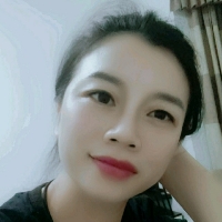 落寞方镜子的照片