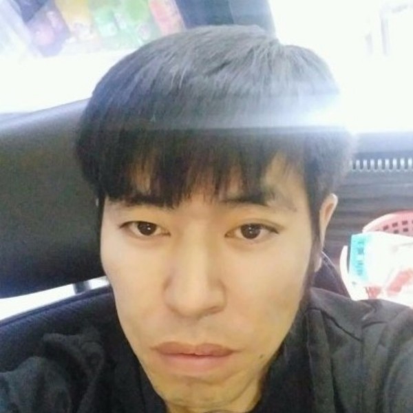 彪壮早晨的照片