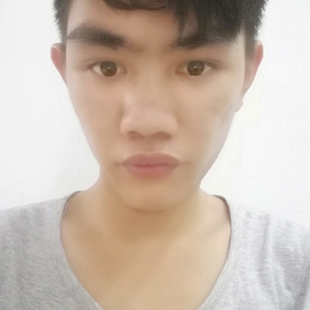 贤惠就黑裤的照片