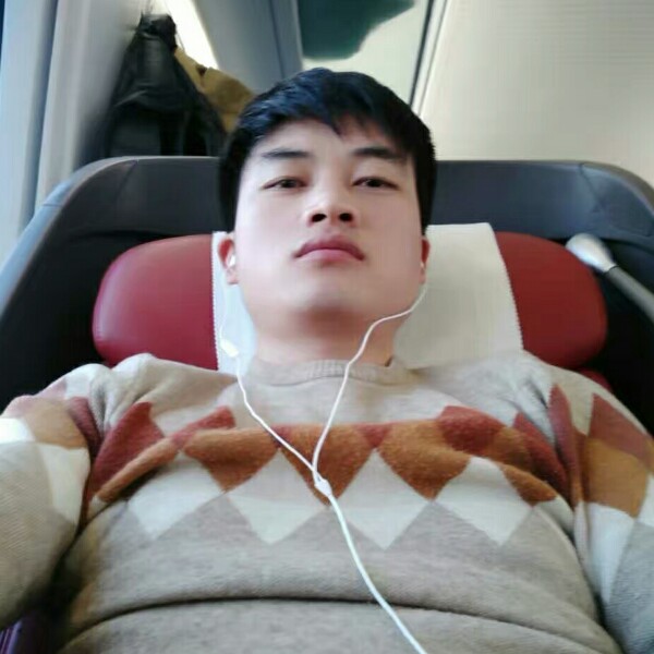 上官天诺的照片
