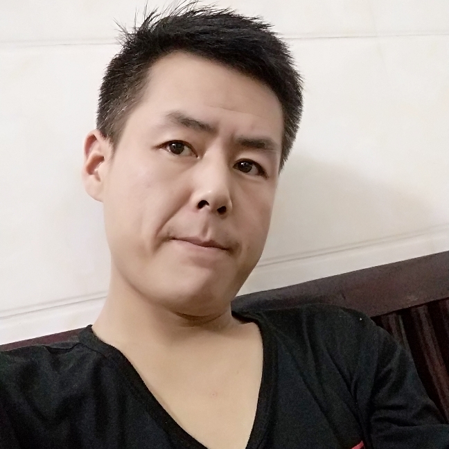 明亮苦恋飞鸟的照片