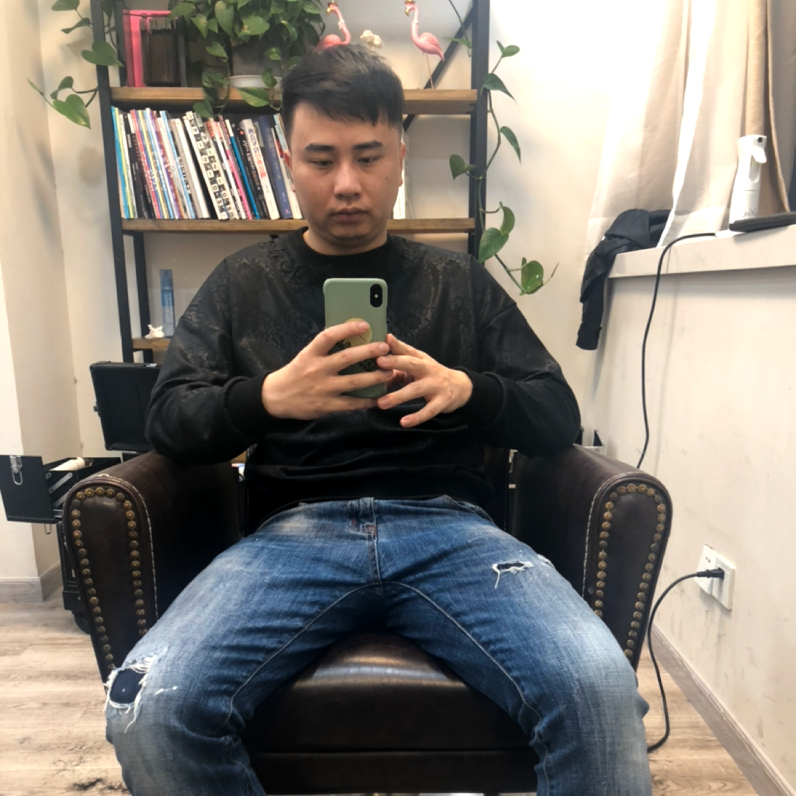 六岁吃六碗饭的照片
