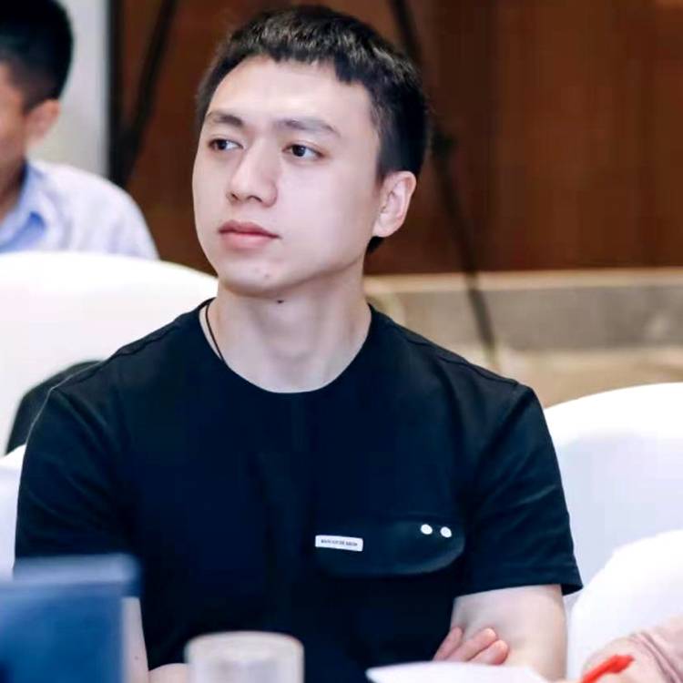 红蓝黄绿的照片