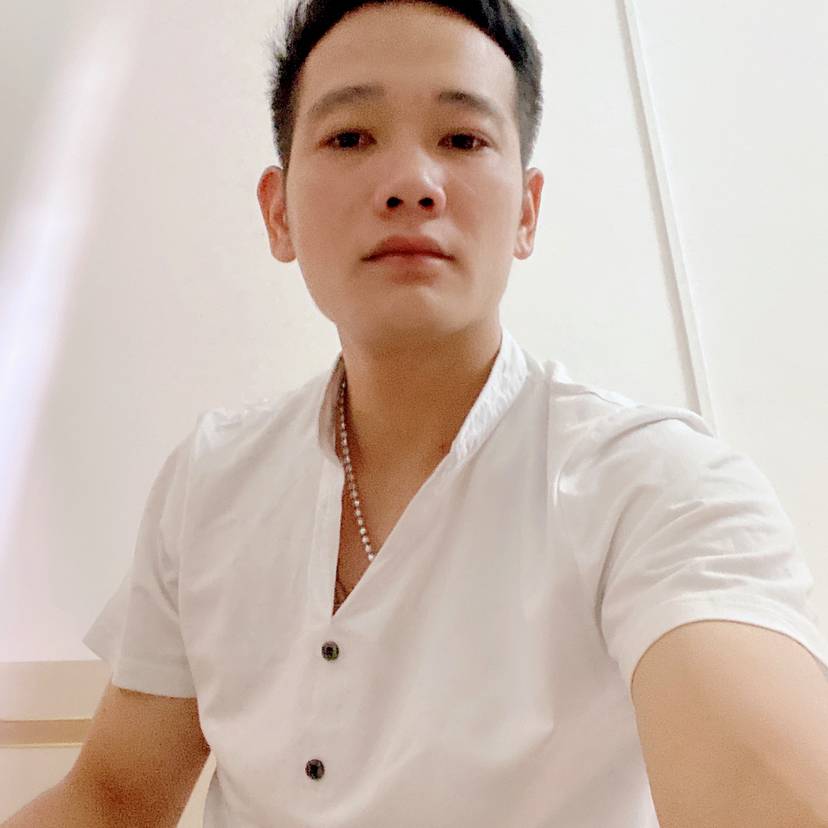 少女吃醋帅气的照片