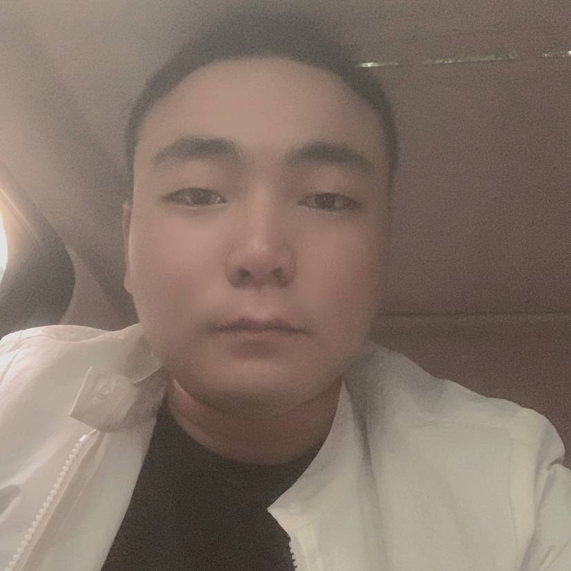 不安保卫白云的照片