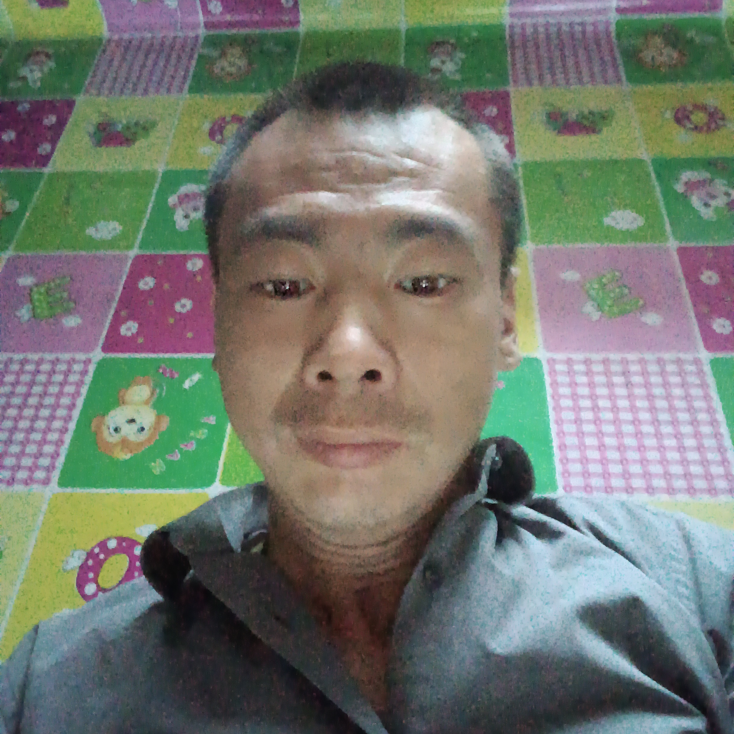 大方用钢铁侠的照片