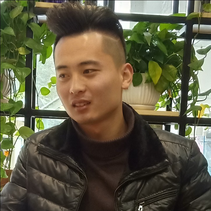 旧巷拥懒猫的照片