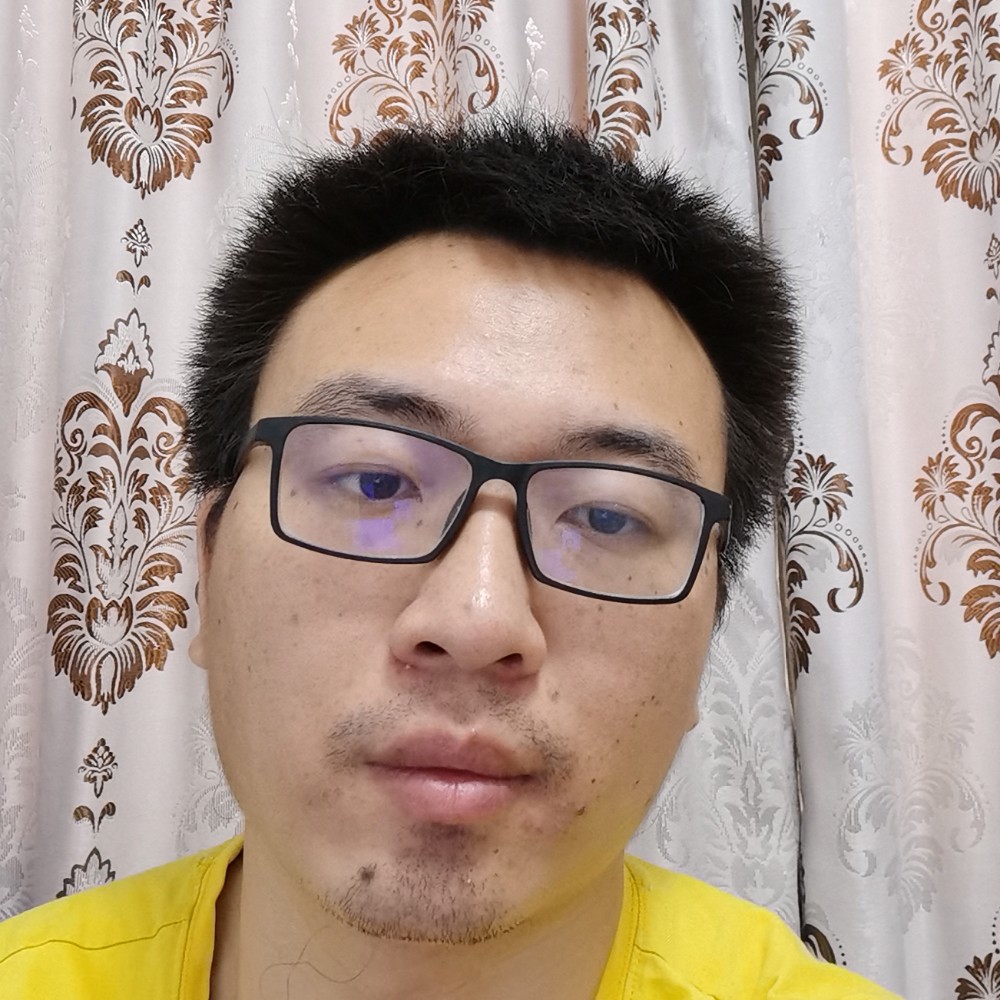 大力邂逅菠萝的照片