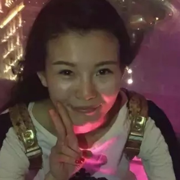 害怕红玫瑰的照片