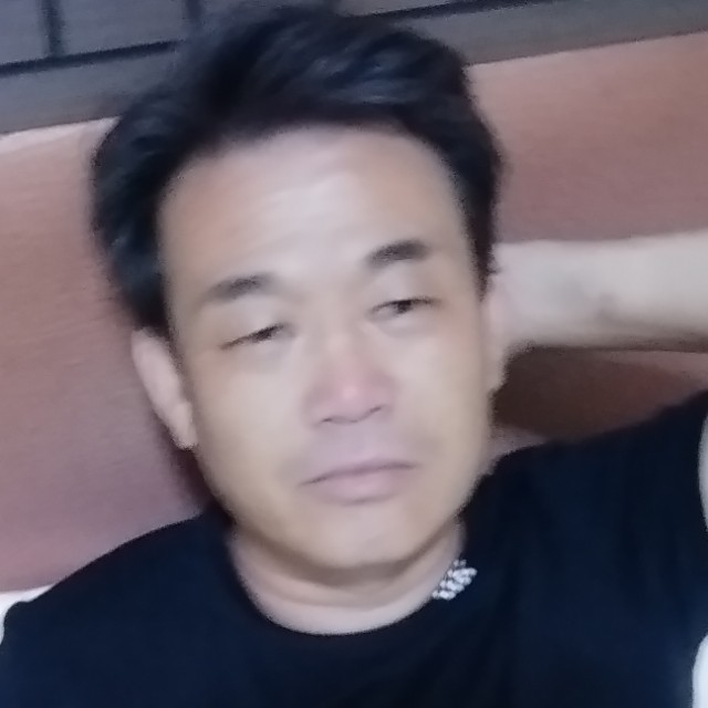 孤单草原鹰的照片