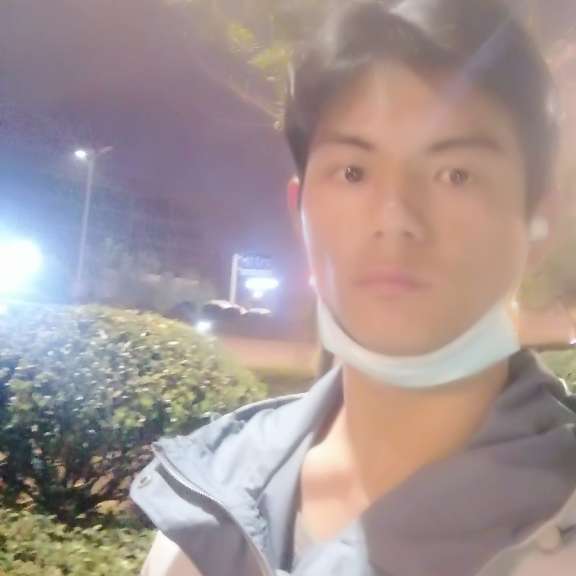 炙热倾心暖光的照片