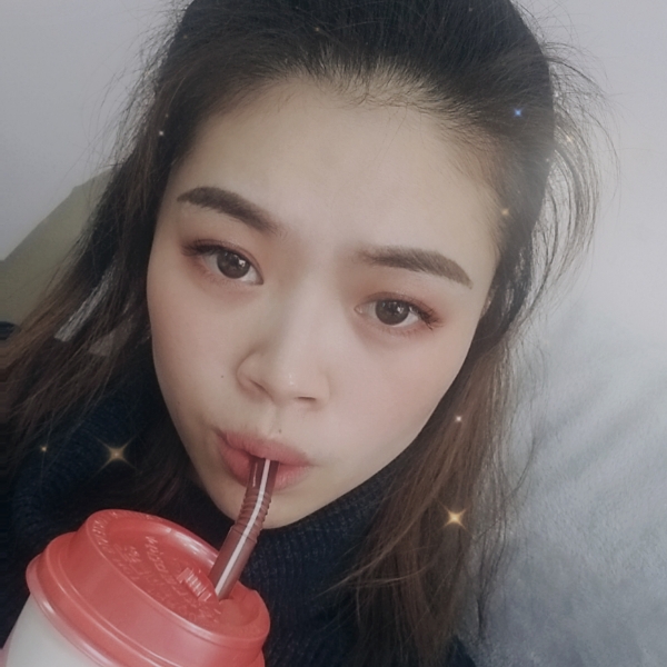玲琳宁嬣的照片