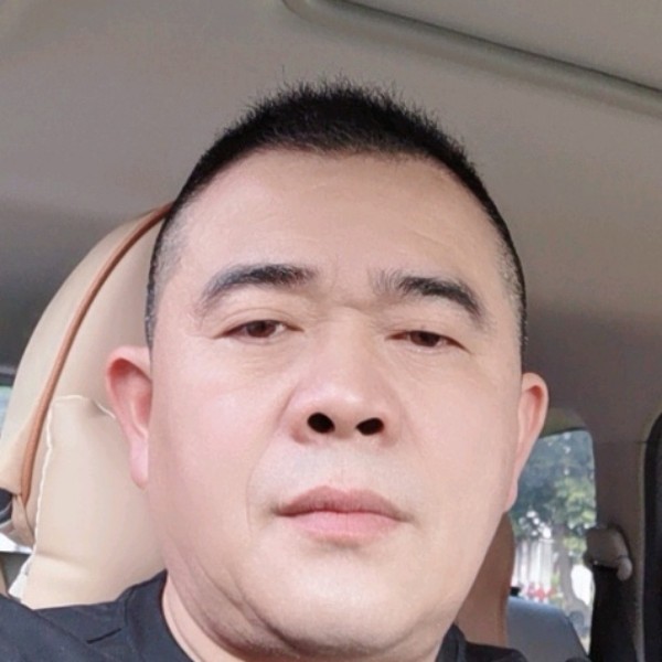 小巧相许初雨的照片