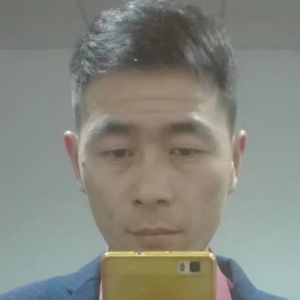 驰以恒的照片