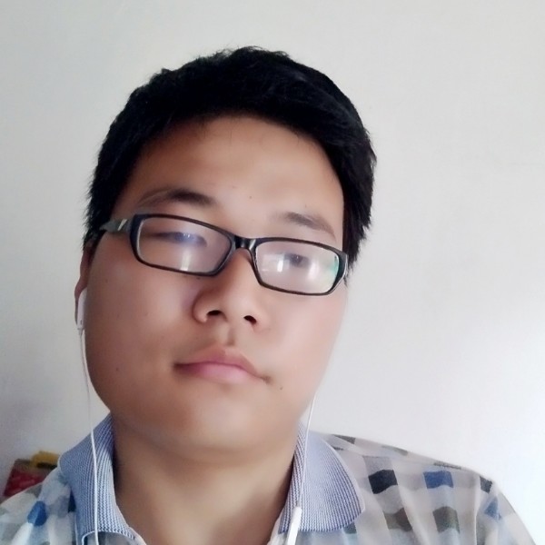 缥缈拿微笑的照片