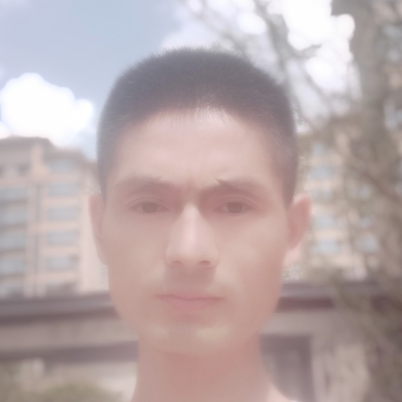 欢呼凝眸机器猫的照片