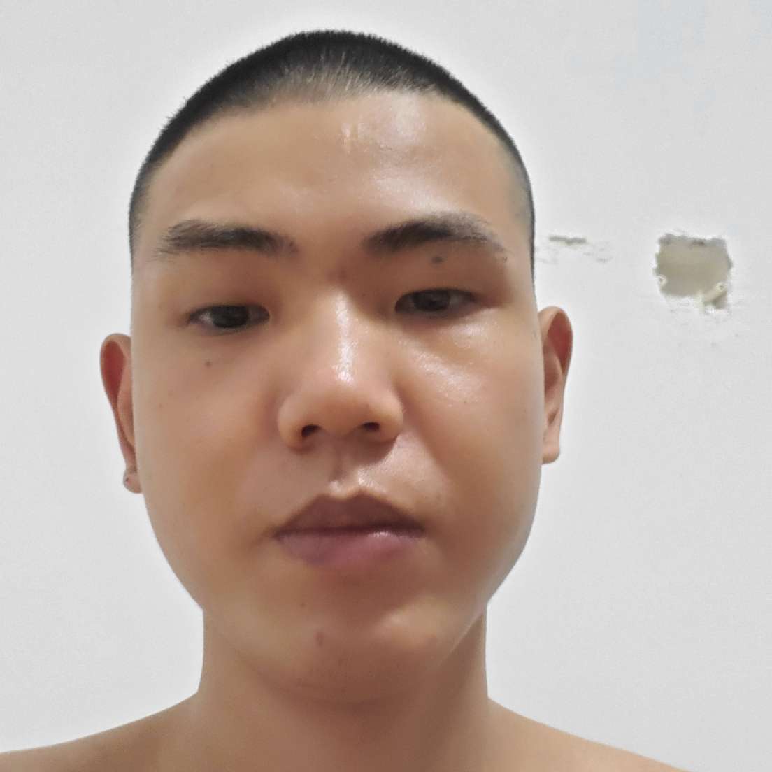 青琯粗暴的照片