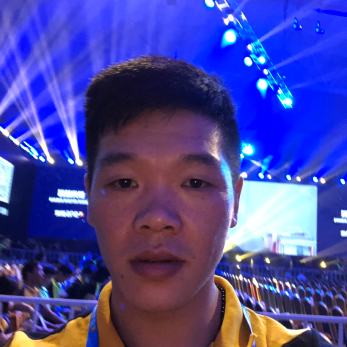 粗暴爱离歌的照片