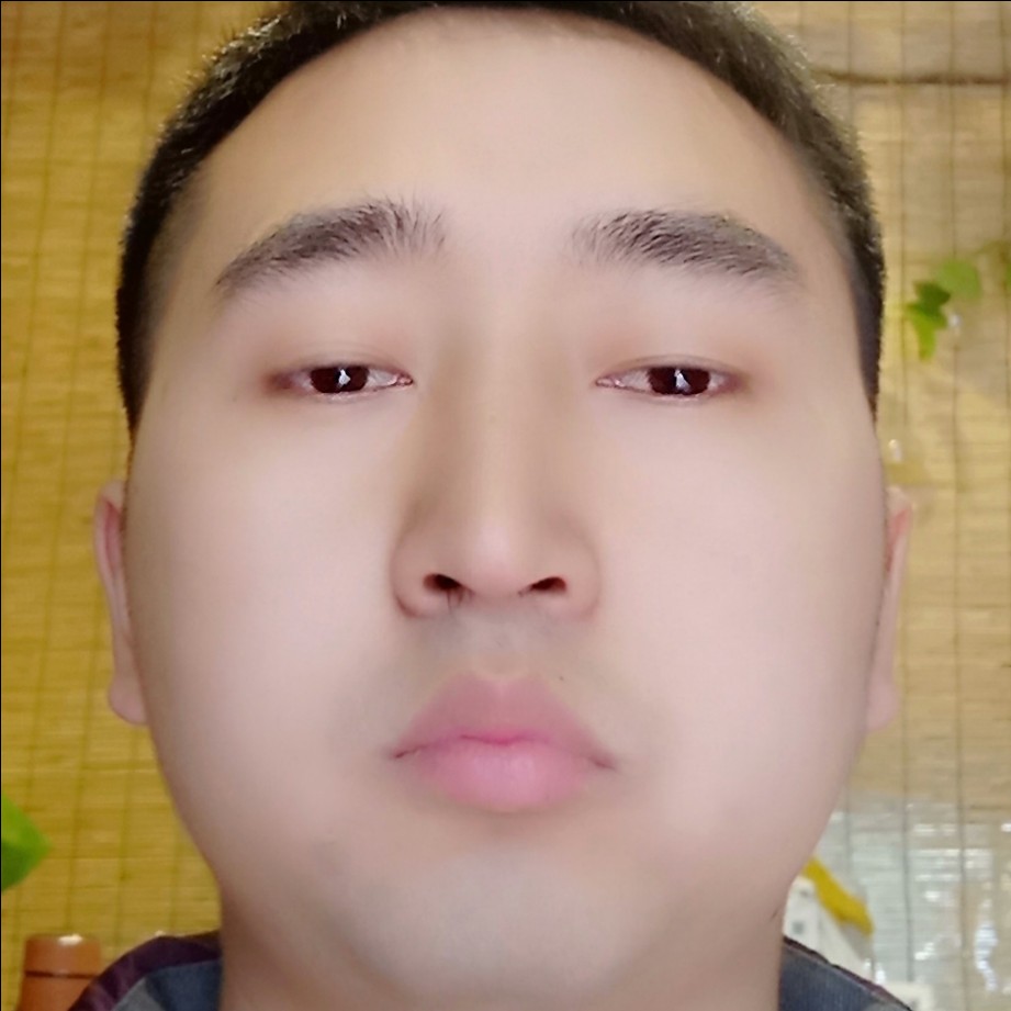 玩命浅吻羽毛的照片