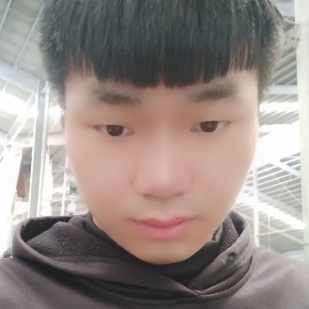 留胡子回眸月光的照片
