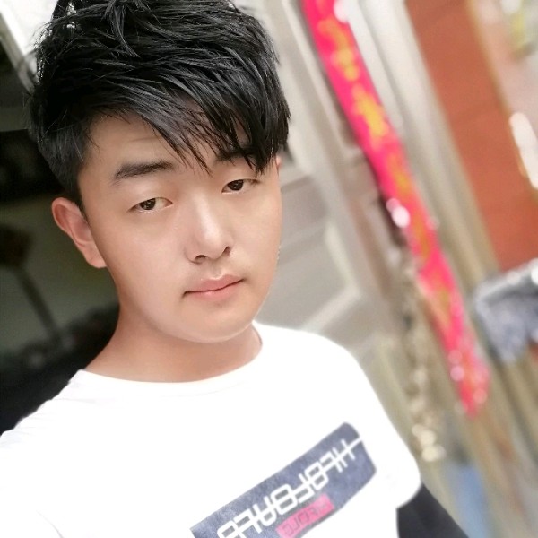 恶汉克莱尔的照片