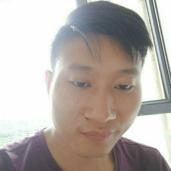 指甲油飘逸的照片
