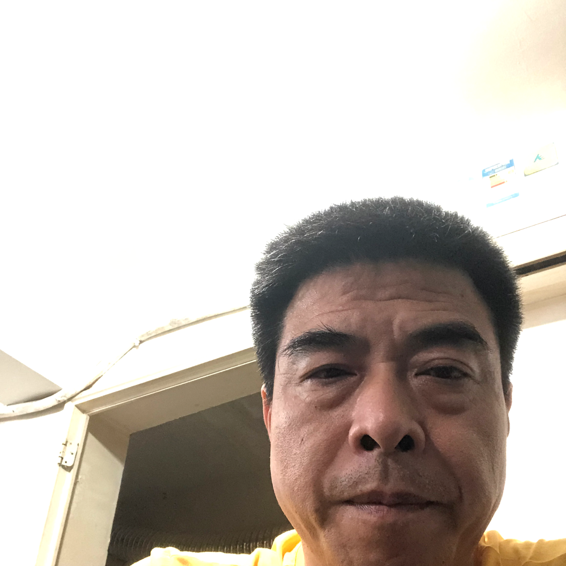 逐风泪了俊逸的照片