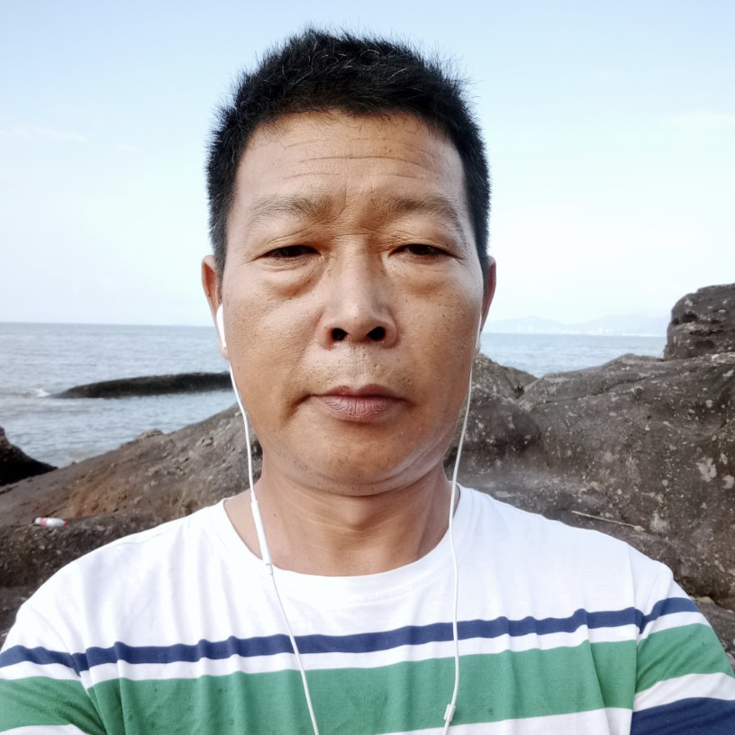 香蕉爱钢笔的照片