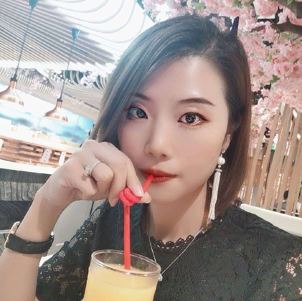 勇敢的小虫子的照片