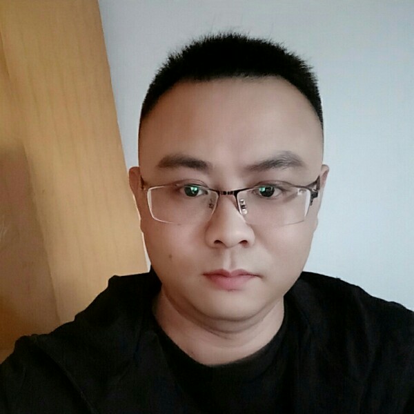 周浪的照片