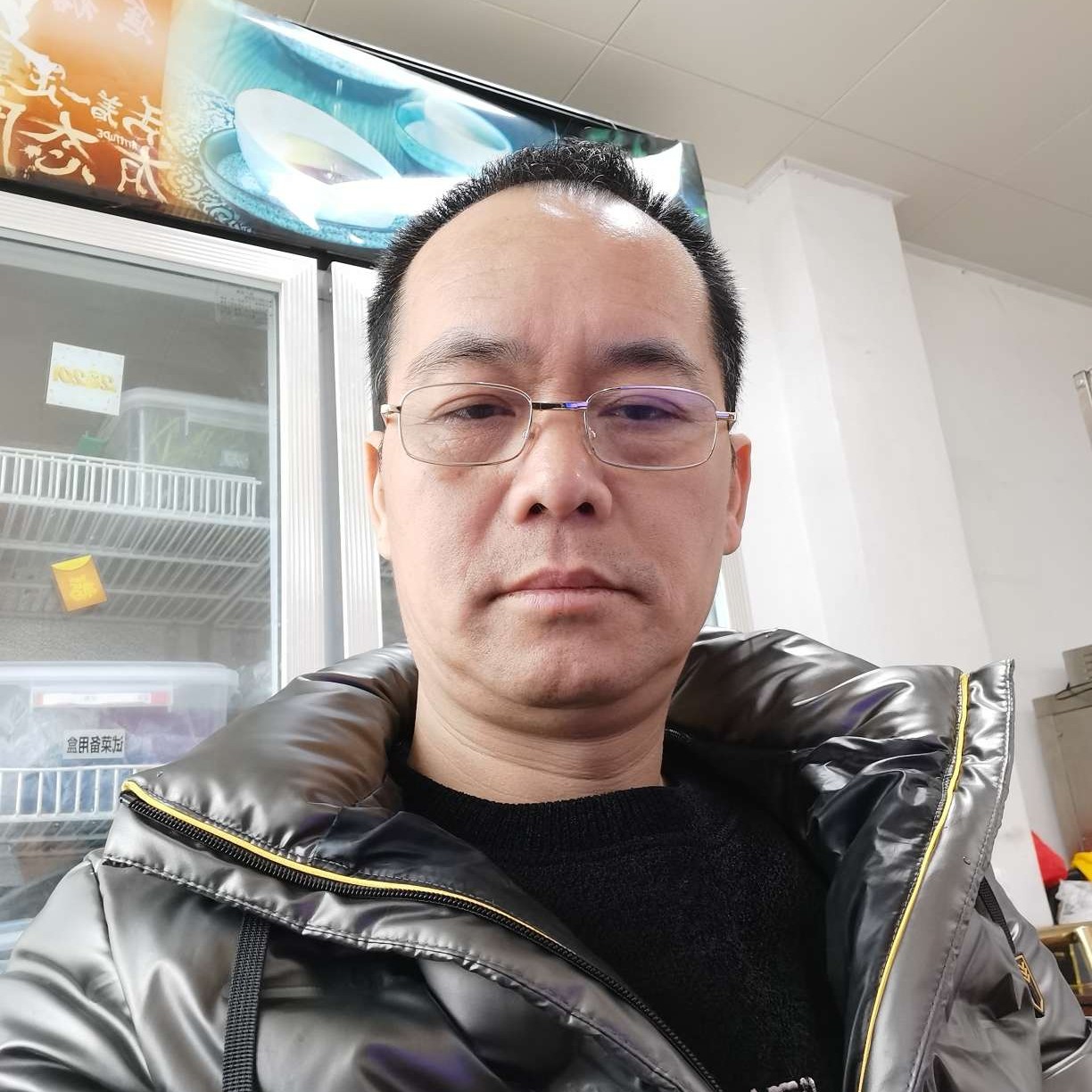 早晨爱虚幻的照片