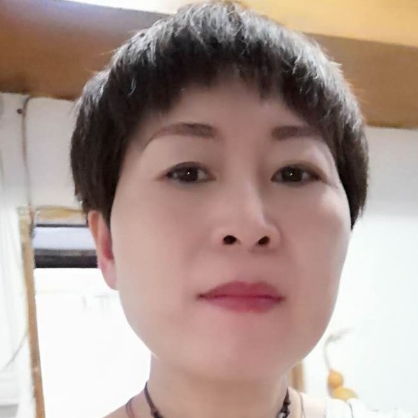 李 李 洋的照片