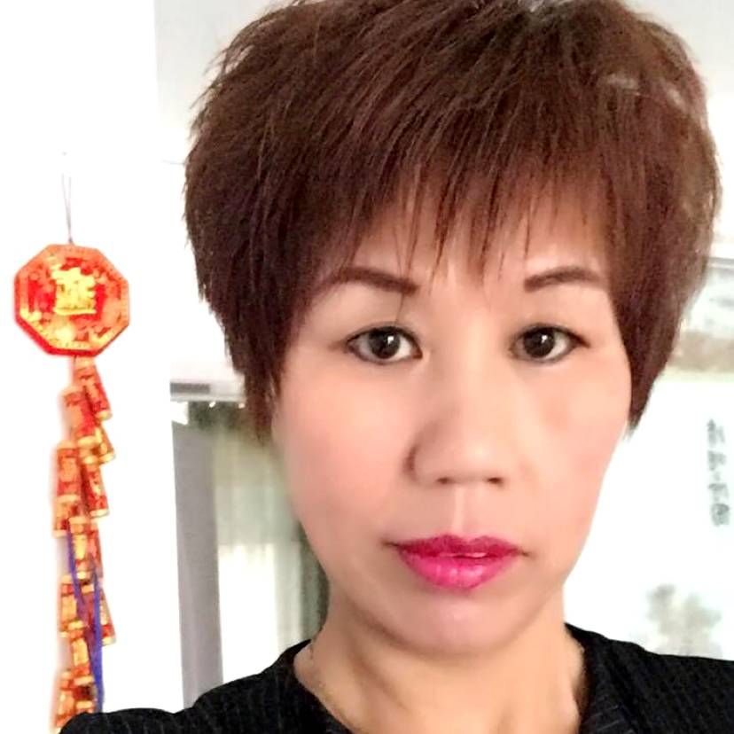 y杨琳的照片