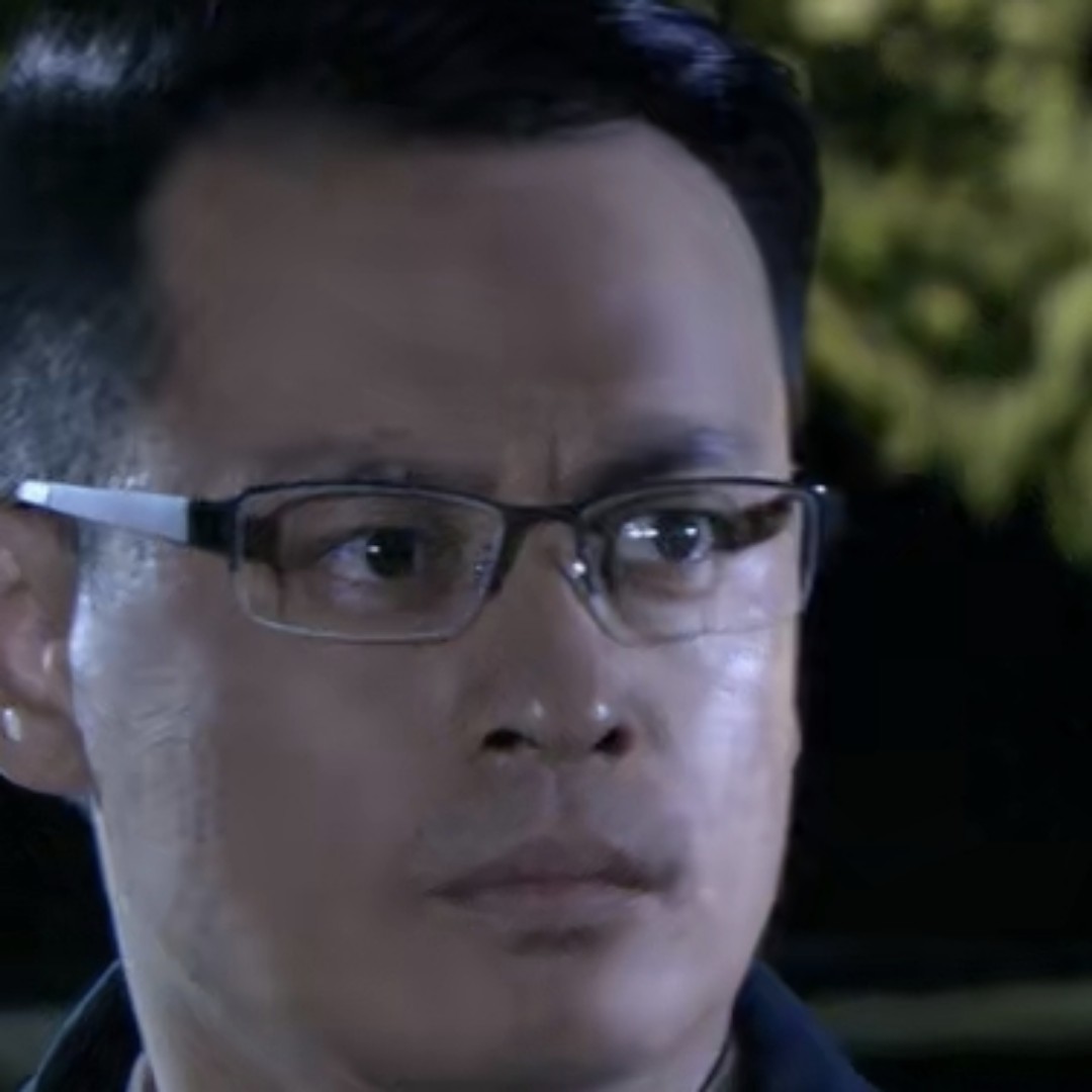 书包凝眸危机的照片