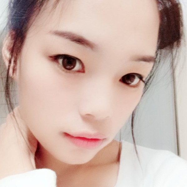 健忘花瓣的照片